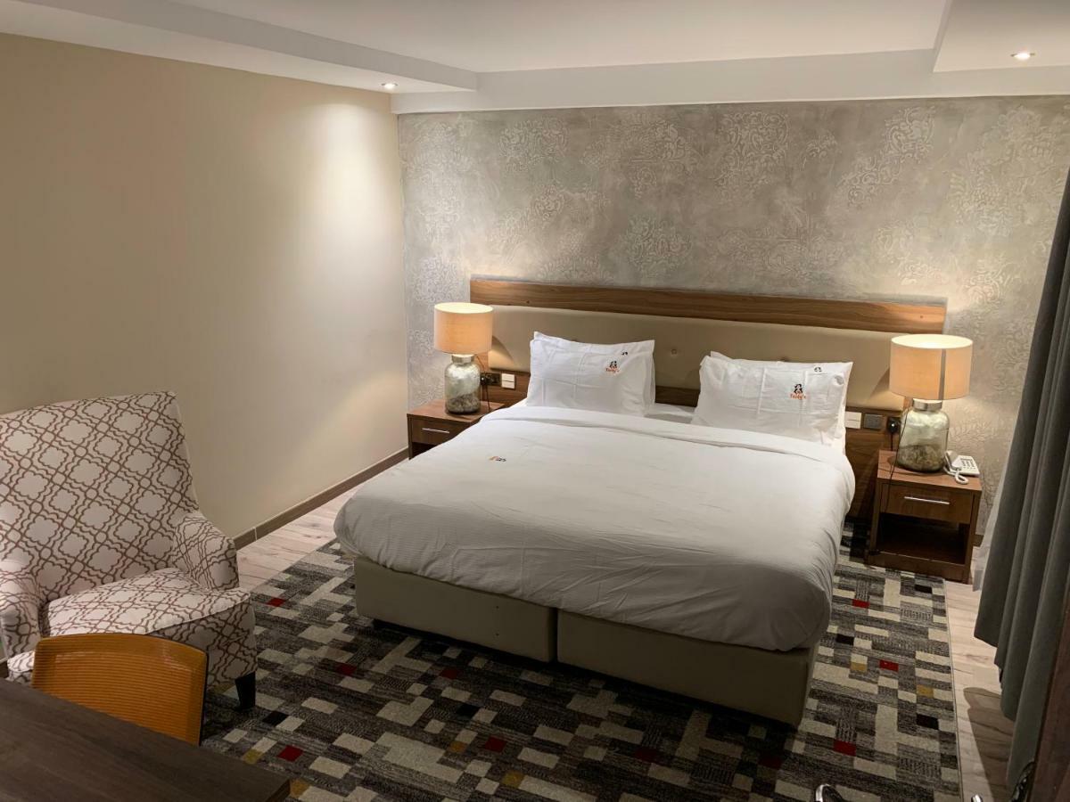 Taidy'S Suites - Nakuru Eksteriør bilde