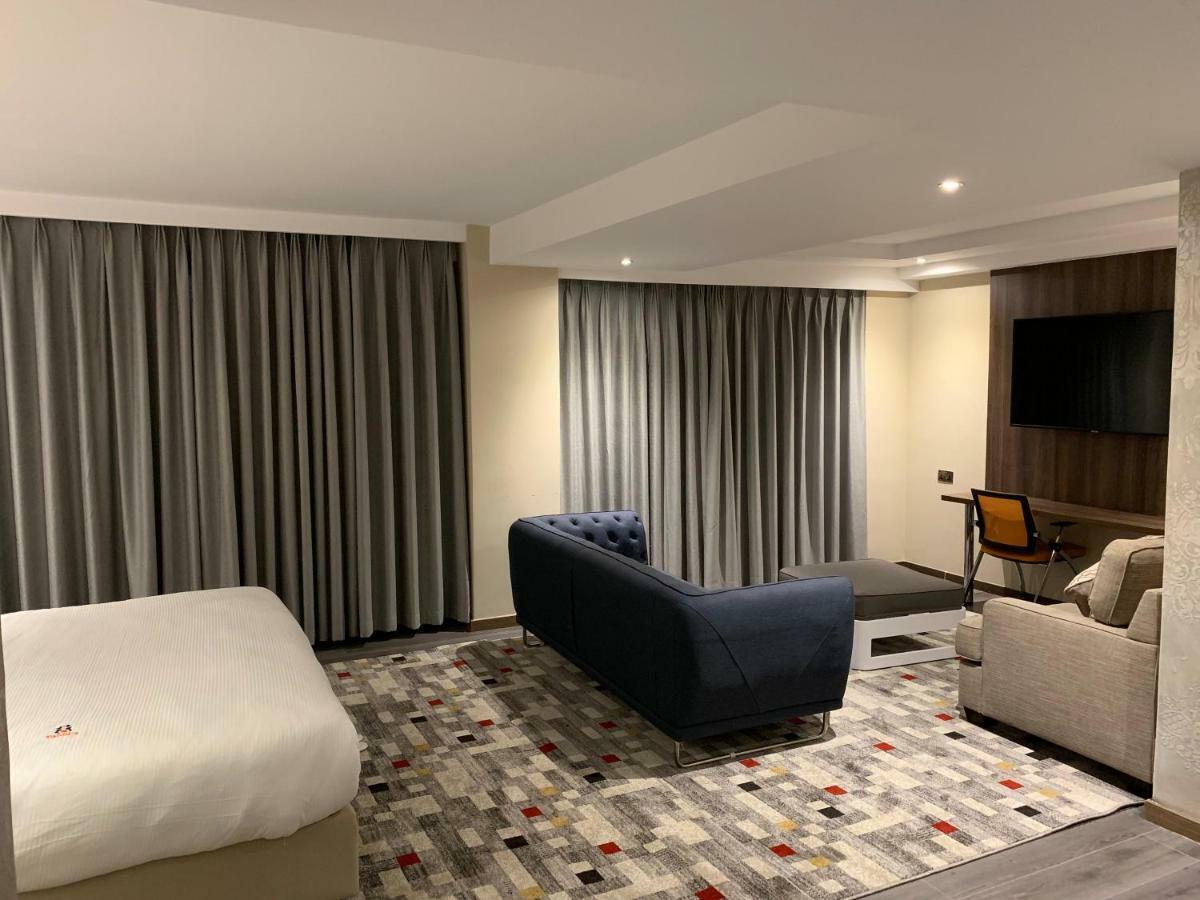 Taidy'S Suites - Nakuru Eksteriør bilde