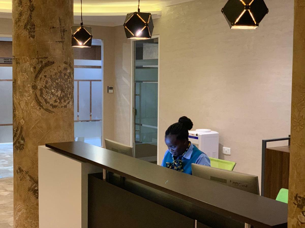 Taidy'S Suites - Nakuru Eksteriør bilde
